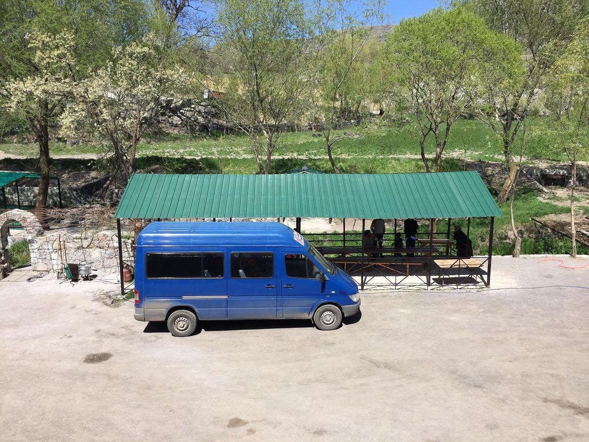 Guest House Geno Vardzia Hot Spring T'mogvi Exterior foto