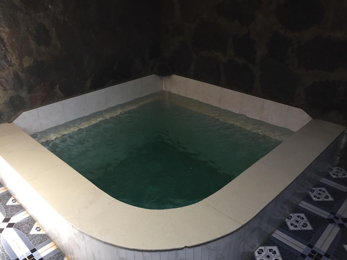 Guest House Geno Vardzia Hot Spring T'mogvi Exterior foto