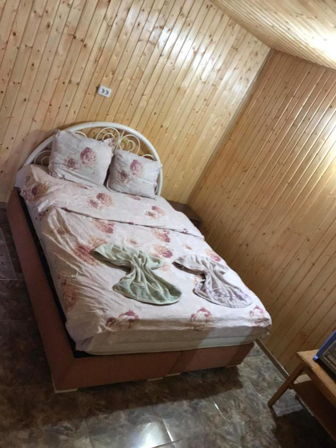Guest House Geno Vardzia Hot Spring T'mogvi Exterior foto